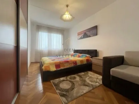Izdavanje, dvosoban stan, 70m², Preko Morače, Podgorica - image 11
