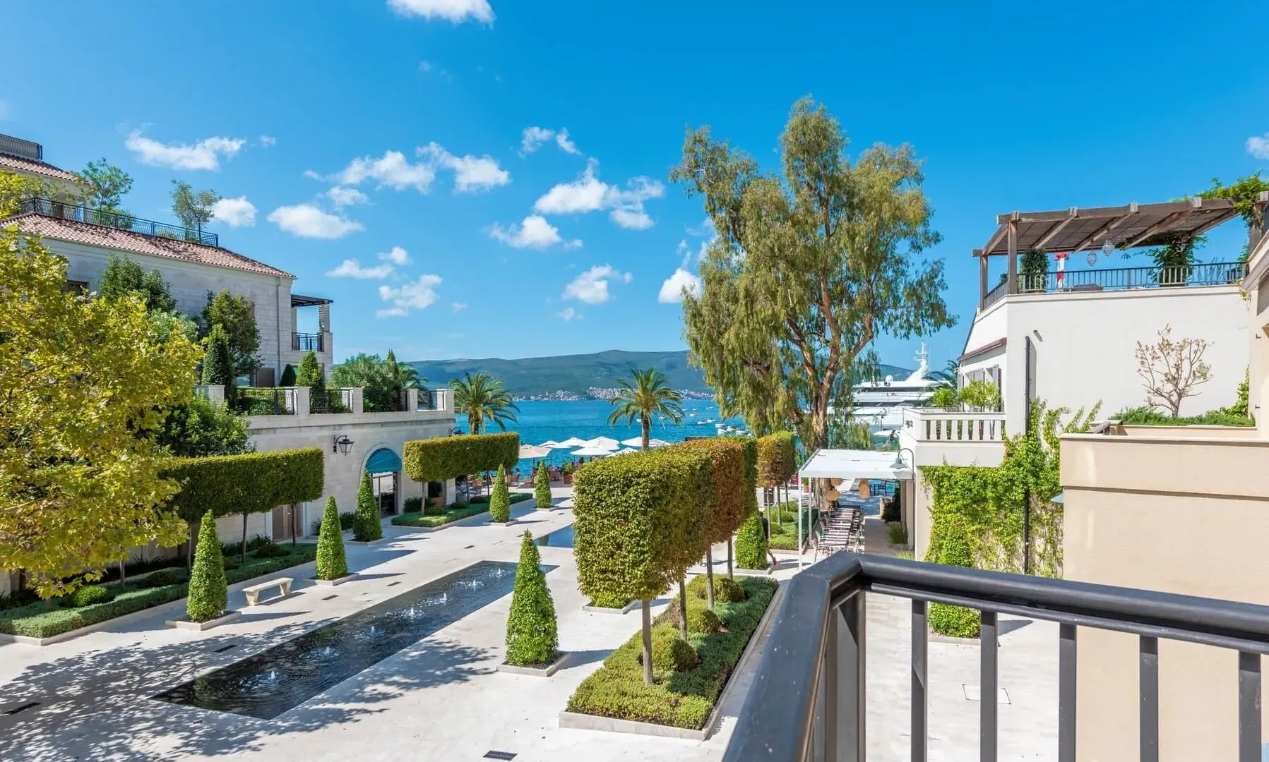 Izdavanje, jednosoban stan, 119m², Porto Montenegro, Tivat