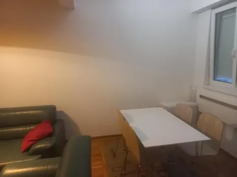 Prodaja, četvorosoban stan, 80m², Zeleno Brdo, Zvezdara Sve Podlokacije - image 2