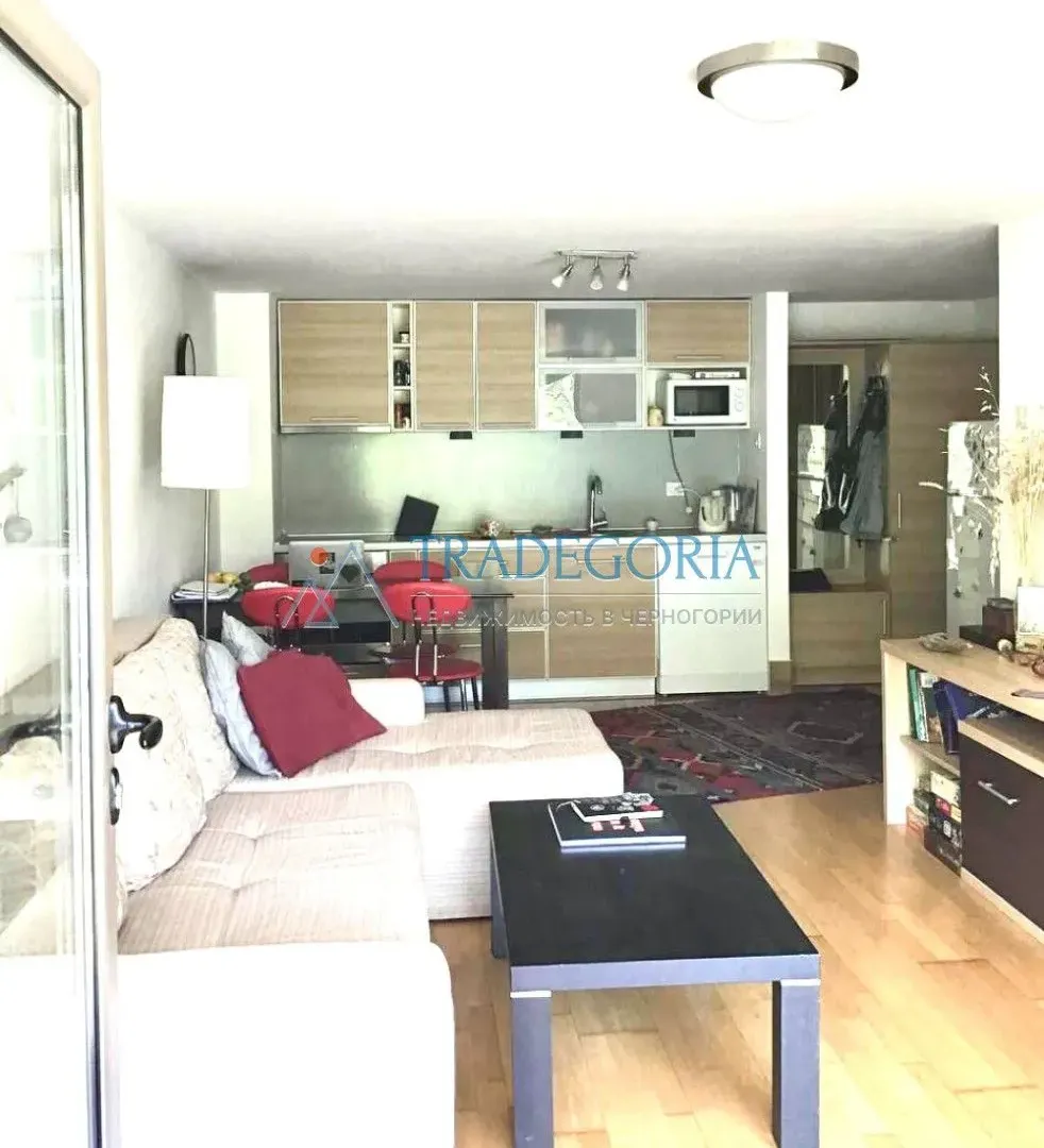 Prodaja, jednosoban stan, 40m², Pržno, Budva