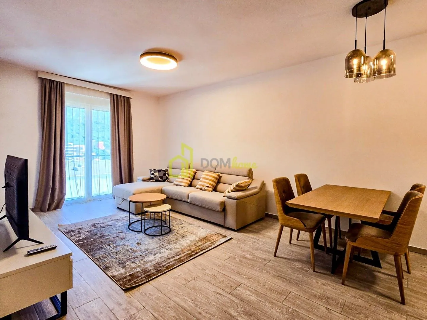 Rent, one bedroom apartment, 56m², Bečići, Budva