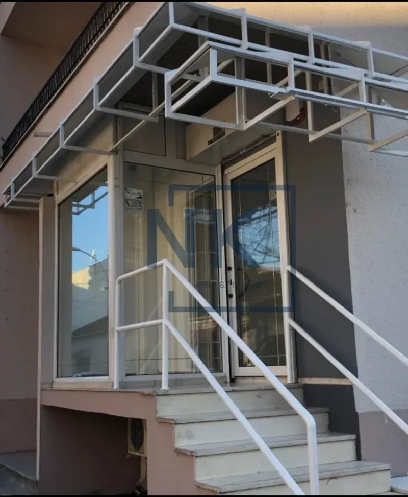 Izdavanje, poslovni prostor, 25m², Centar, Podgorica