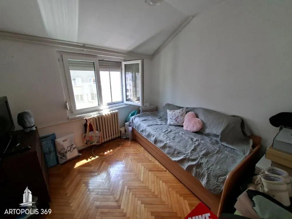 Sale, four bedroom apartment, 115m², Savski Venac, Beograd