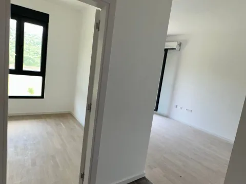 Prodaja, stan, 37m², Tološi, Podgorica - image 5