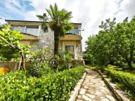 Sale, house, 350m², Velje Brdo, Podgorica - image 1