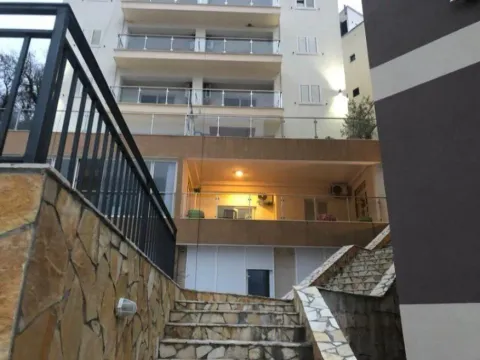 Prodaja, dvosoban stan, 117m², Pržno, Budva - image 4