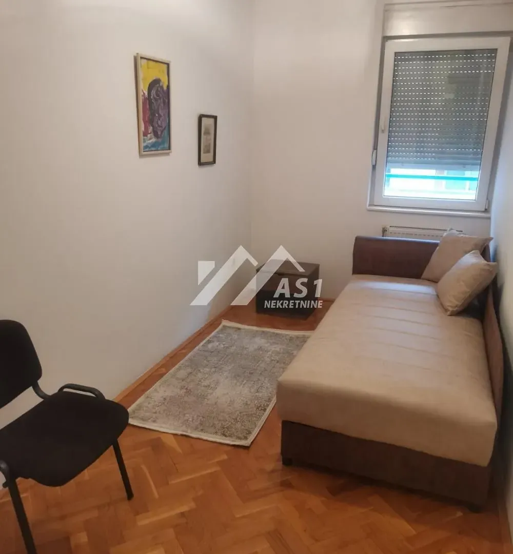 Izdavanje, jednosoban stan, 44m², Grbavica, Novi Sad Sve Podlokacije