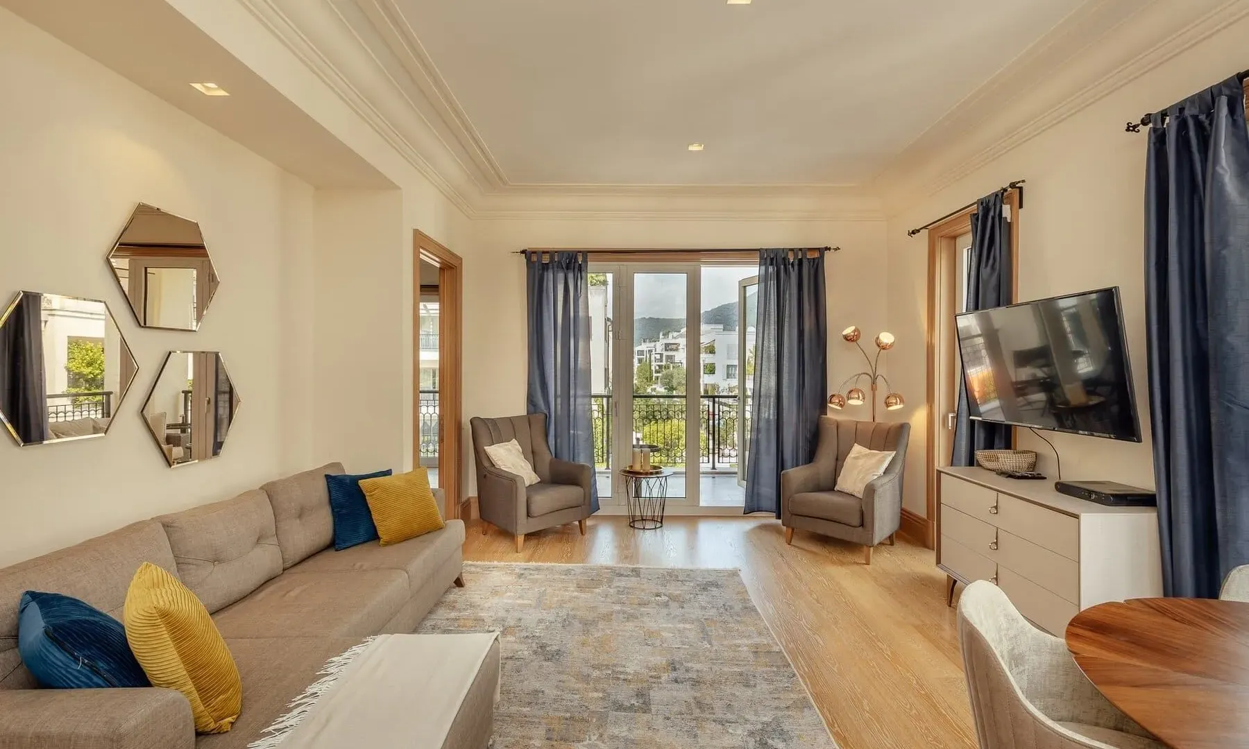 Rent, one bedroom apartment, 67m², Porto Montenegro, Tivat