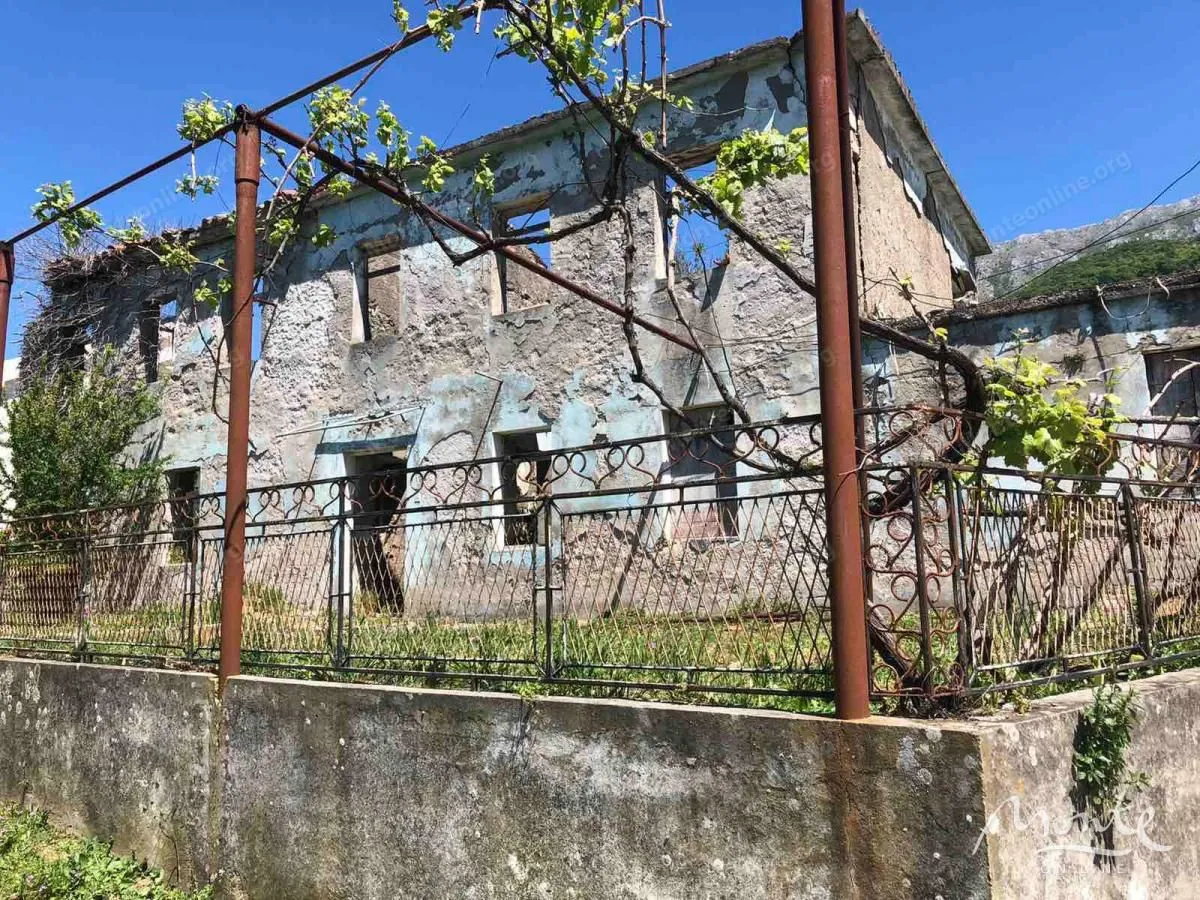 Sale, land lot, 1550m², Zaljevo, Bar