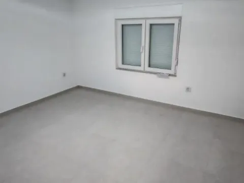 Izdavanje, trosoban stan, 100m², Telep, Novi Sad Sve Podlokacije - image 7