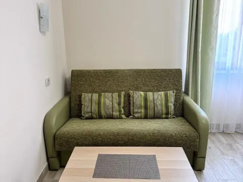 Sale, studio apartment, 38m², Bečići, Budva - image 3