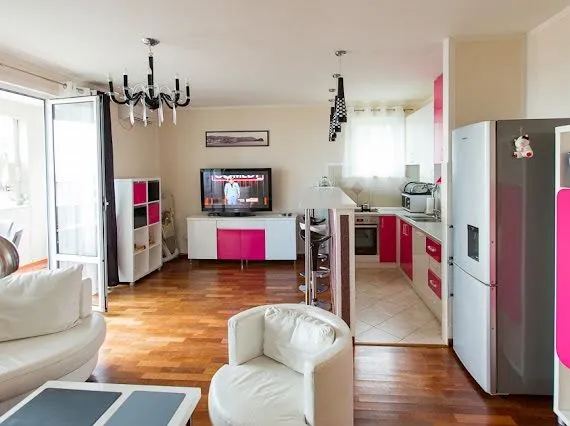 Sale, three bedroom apartment, 90m², Petrovac, Budva