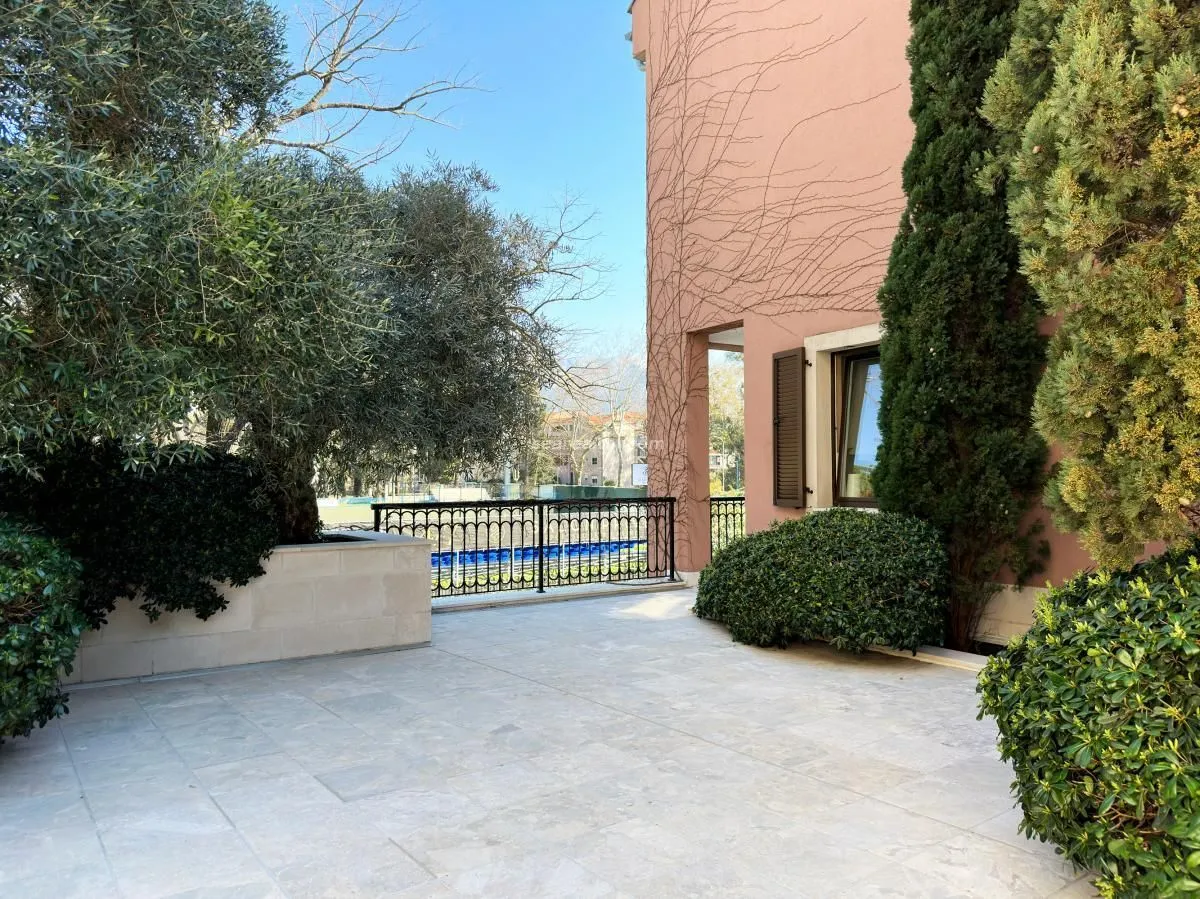 Prodaja, dvosoban stan, 115m², Porto Montenegro, Tivat