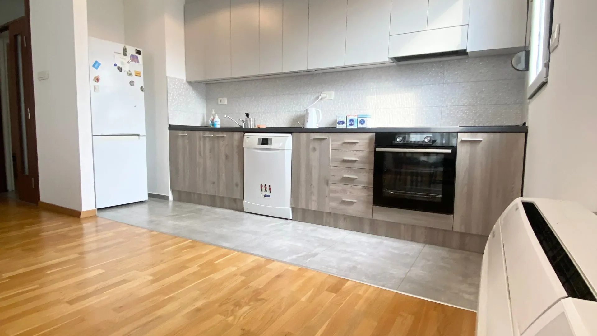 Prodaja, trosoban stan, 95m², Blok 5, Podgorica
