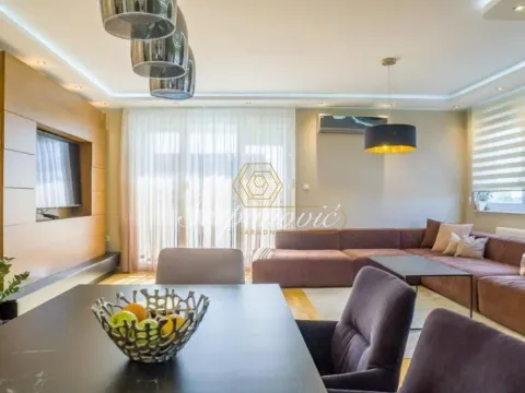 Prodaja, četvorosoban stan, 113m², Bulevar patrijarha Pavla, Novi Sad Sve Podlokacije - image 26