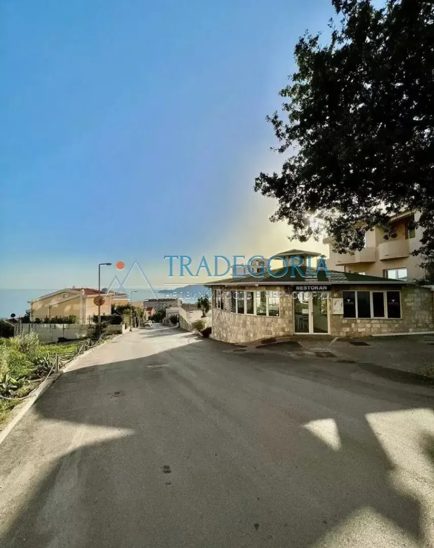 Prodaja, dvosoban stan, 81m², Bečići, Budva