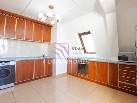 Prodaja, trosoban stan, 86m², Centar, Podgorica - image 9