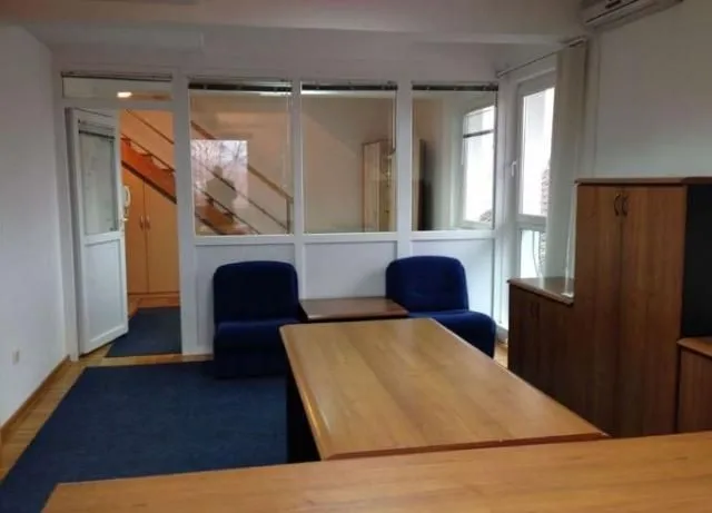 Rent, office space, 850m², Bele Vode, Beograd