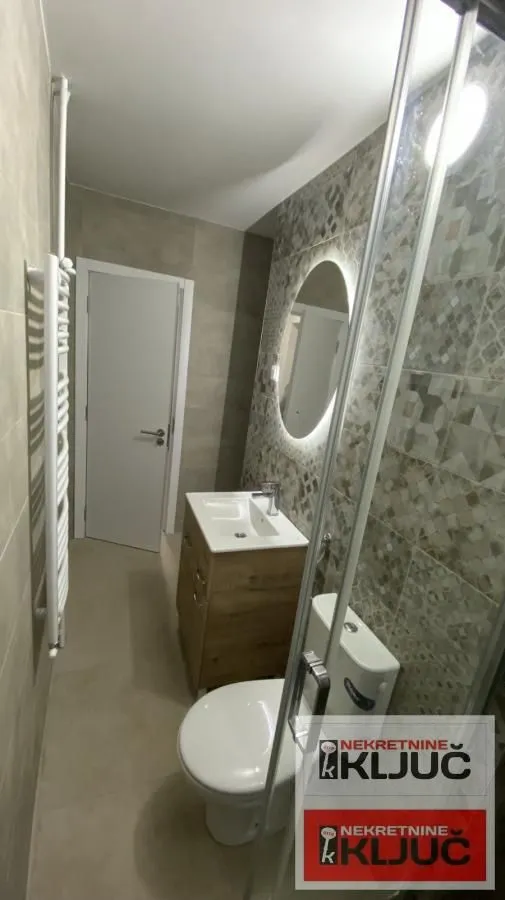 Prodaja, dvosoban stan, 54m², Sajmište, Novi Sad
