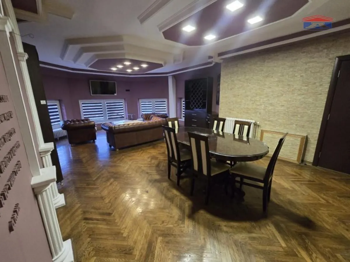 Prodaja, četvorosoban stan, 107m², Bulevar Oslobodjenja, Novi Sad Sve Podlokacije