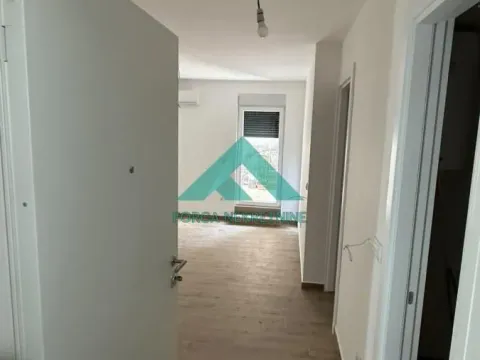 Stan in Cvetkova Pijaca