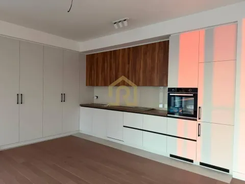 Izdavanje, stan, 181m², Savski Venac, Beograd - image 13