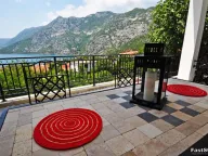 Sale, three bedroom apartment, 150m², Risan, Kotor - image 10