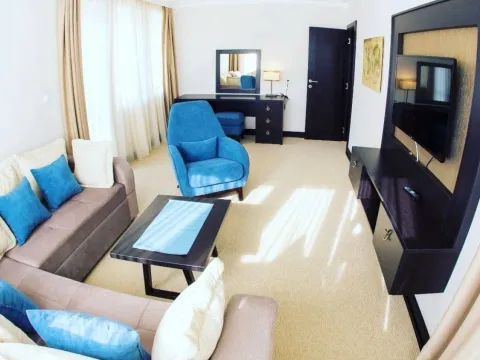 Rent, hospitality venue, 700m², Bečići, Budva - image 6