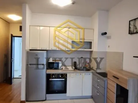 Prodaja, garsonjera, 29m², City Kvart, Podgorica - image 2