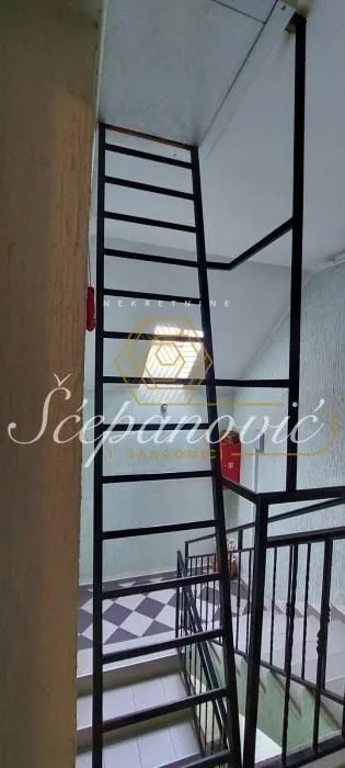 Prodaja, trosoban stan, 63m², Betanija, Novi Sad Sve Podlokacije