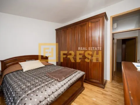 Izdavanje, trosoban stan, 140m², Gorica C, Podgorica - image 13