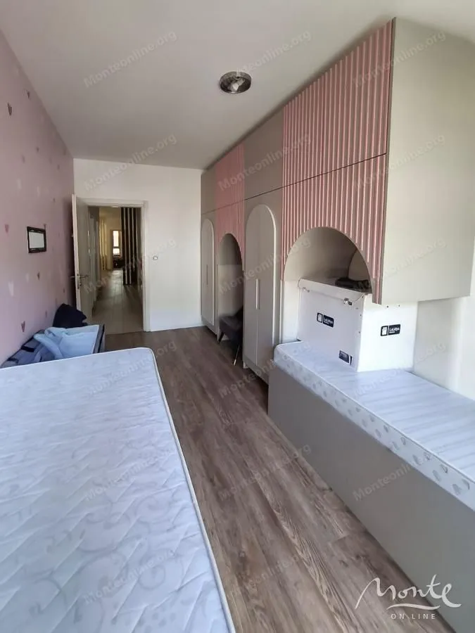 Prodaja, trosoban stan, 118m², Dubovica, Budva