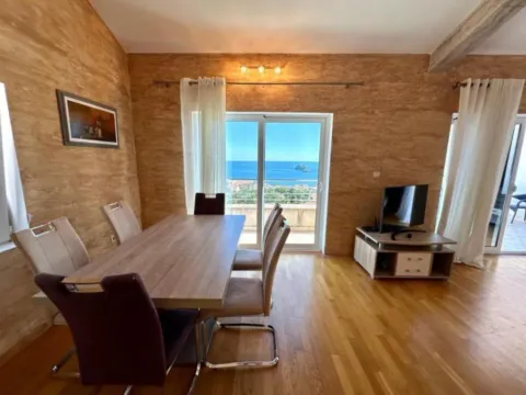 Sale, two bedroom apartment, 105m², Petrovac, Budva - image 5