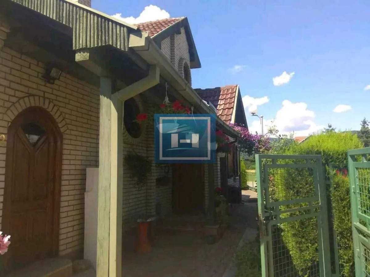 Prodaja, kuća, 350m², Lipova, Vrnjačka Banja