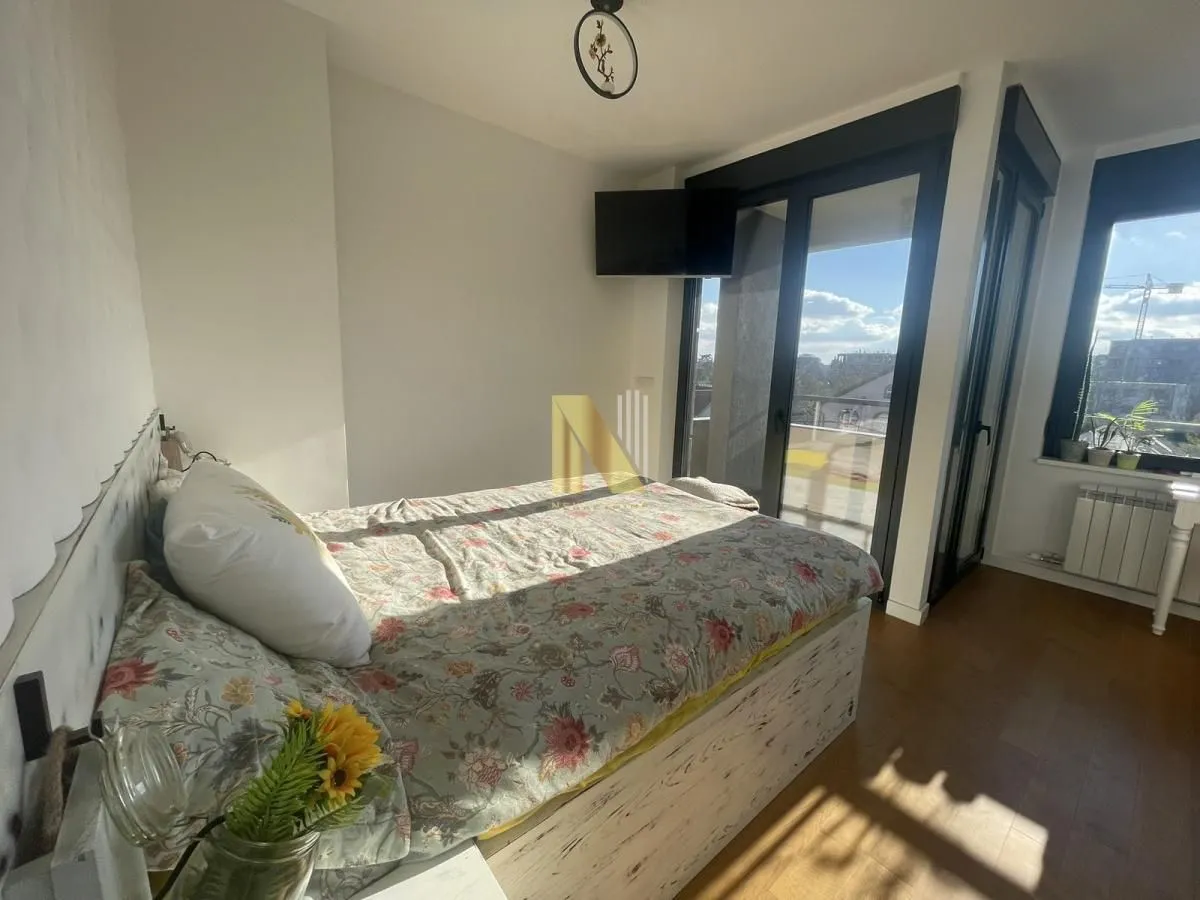 Sale, three bedroom apartment, 136m², Zemun Sve Podlokacije, Beograd