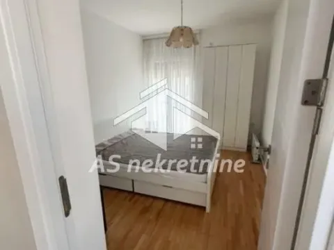 Rent, apartment, 61m², Južni Bulevar, Vračar Sve Podlokacije - image 12