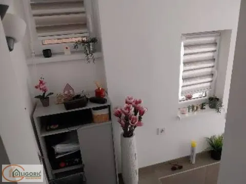 Prodaja, kuća, 80m², Cvetkova Pijaca, Zvezdara Sve Podlokacije - image 12