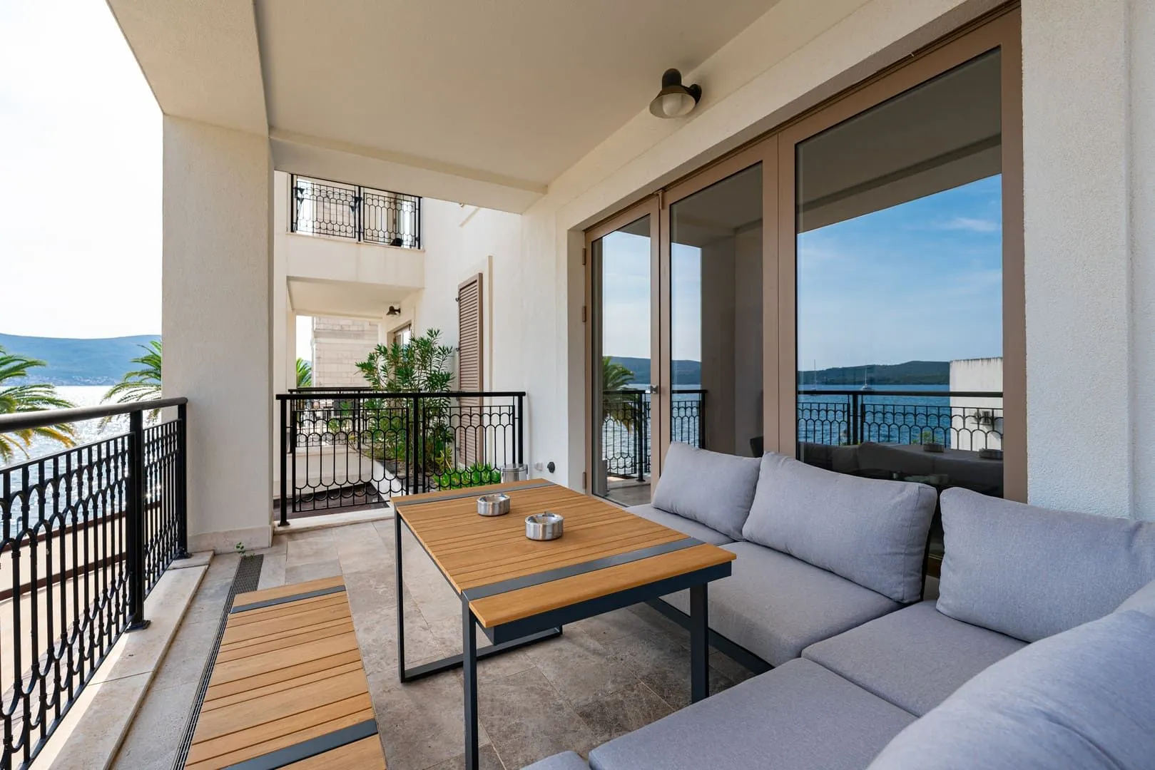 Prodaja, dvosoban stan, 107m², Porto Montenegro, Tivat