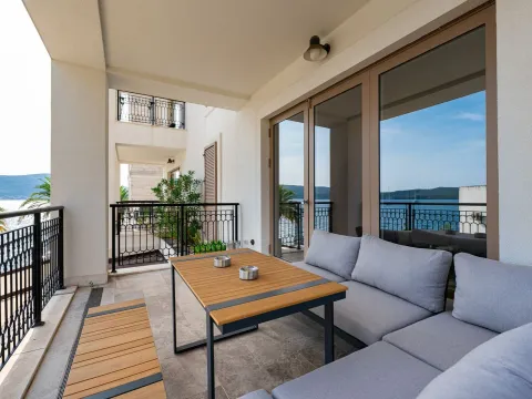 Prodaja, dvosoban stan, 107m², Porto Montenegro, Tivat - image 5