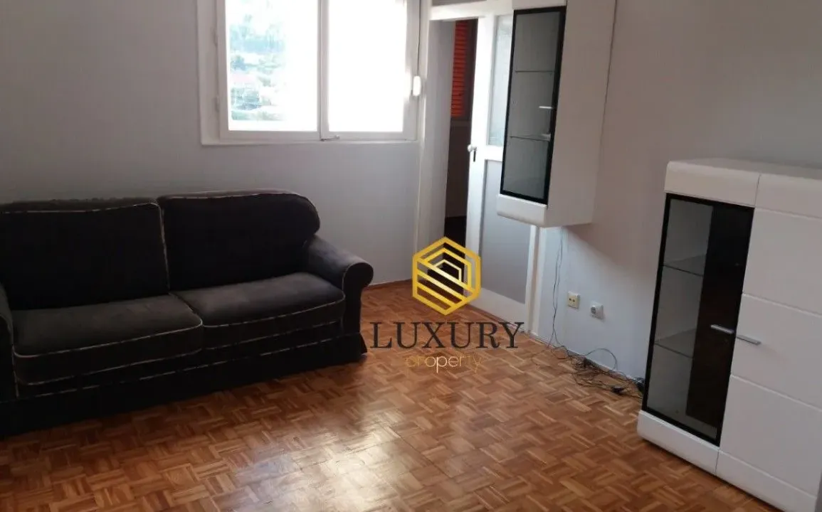 Izdavanje, jednosoban stan, 52m², Momišići, Podgorica