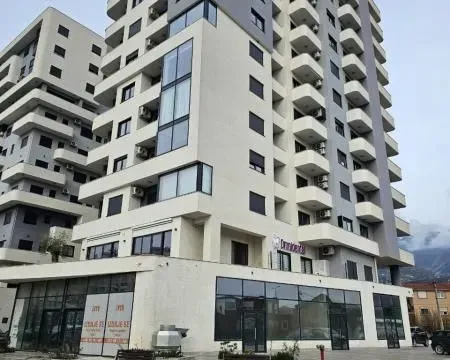 Prodaja, poslovni prostor, 180m2, Bar Prodaja, poslovni prostor, 180m2, Bar