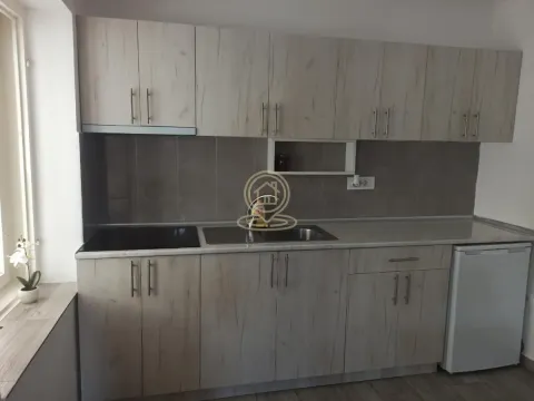 Izdavanje, trosoban stan, 70m², Salajka, Novi Sad Sve Podlokacije - image 7