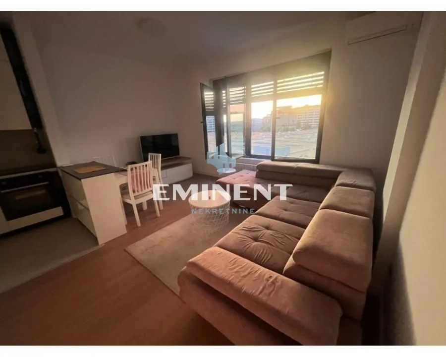 Rent, two bedroom apartment, 42m², Novi Beograd Blok 67, Novi Beograd Sve Podlokacije
