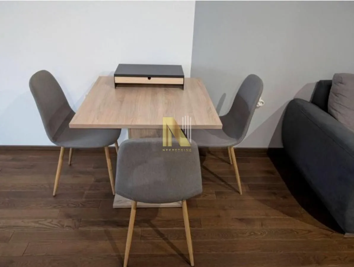 Izdavanje, dvosoban stan, 49m², Adamovićevo Naselje, Novi Sad Sve Podlokacije