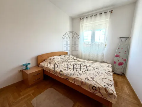 Rent, one bedroom apartment, 37m², Stari Aerodrom, Podgorica - image 9