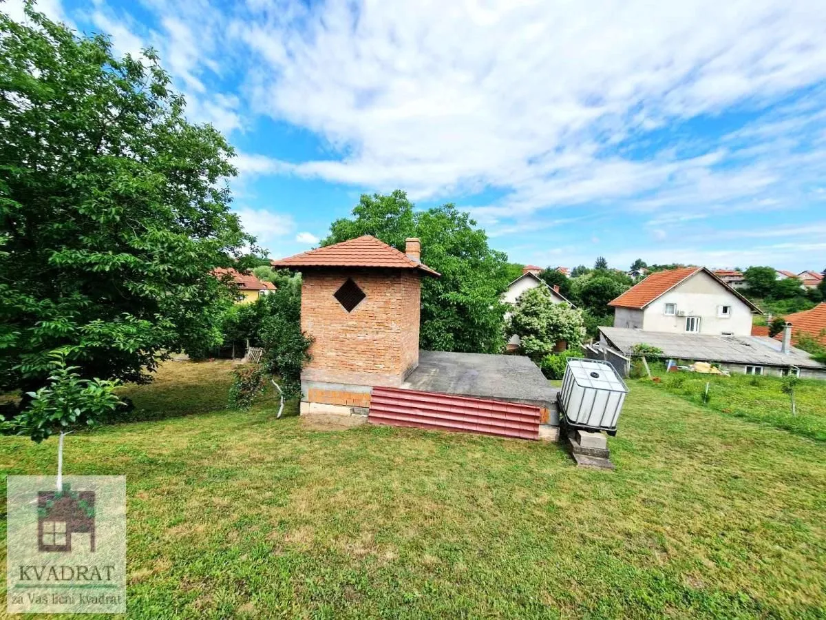 Prodaja, kuća, 219m², Centar, Ub