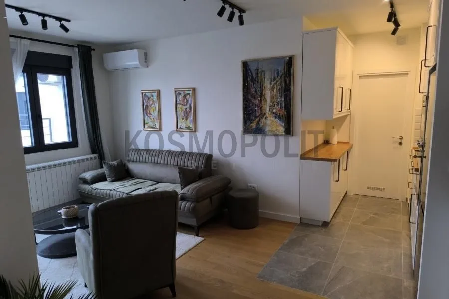 Prodaja, trosoban stan, 67m², Vidikovački venac, Rakovica