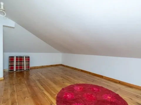 Sale, house, 200m², Tološi, Podgorica - image 12