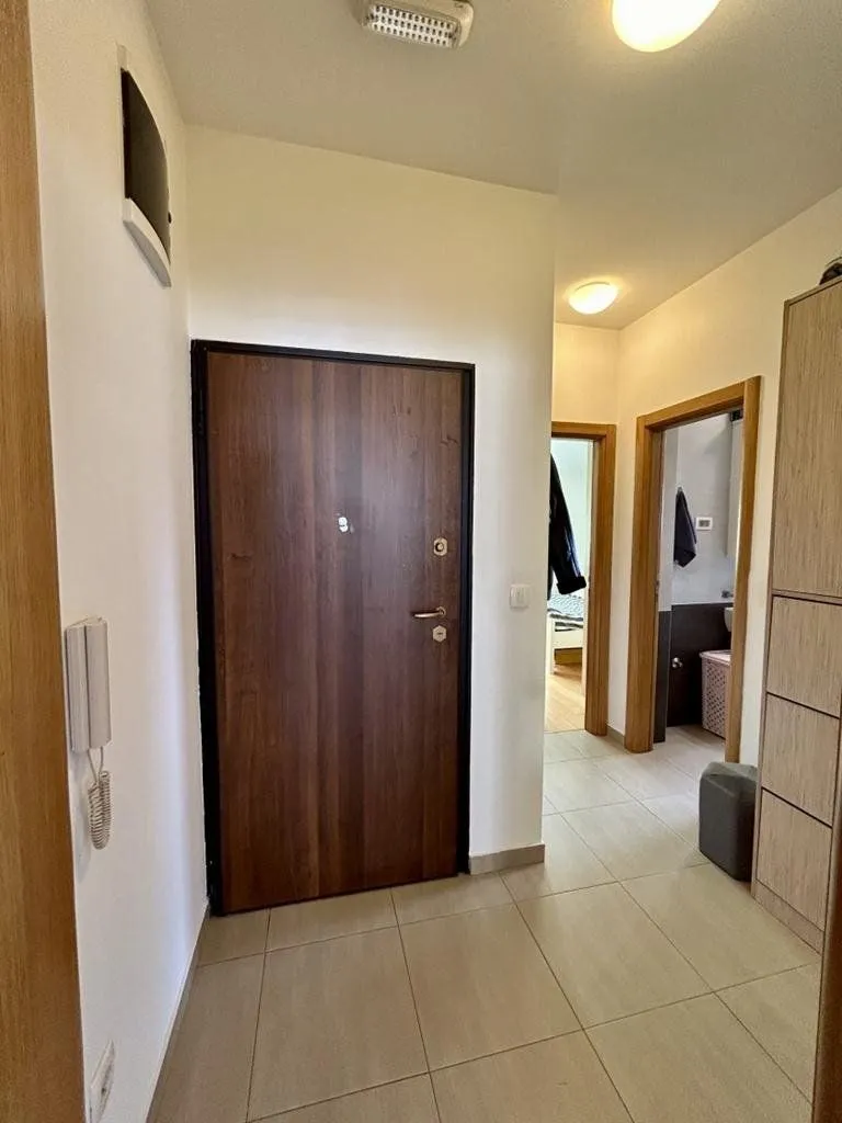 Rent, one bedroom apartment, 50m², Blok 9, Podgorica