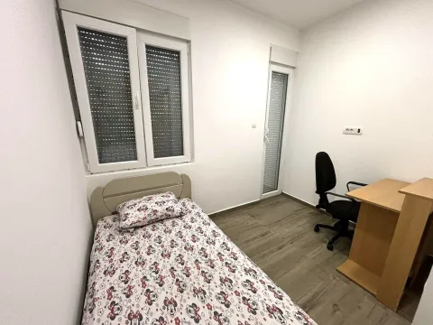 Izdavanje, dvosoban stan, 68m², Autobuska stanica, Podgorica - image 3